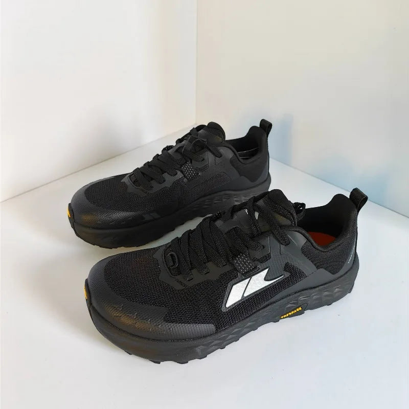 🥾  Trend: Men’s Wide-Fit Trail Running & Outdoor Shoes