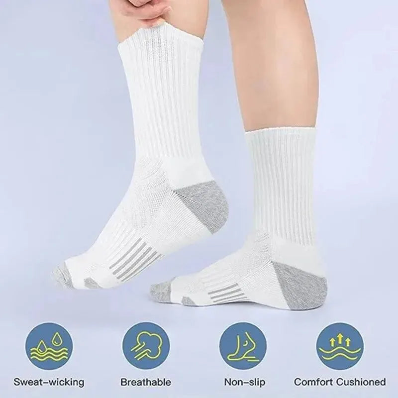🧦 6 / 12 Pairs Men’s Ground‑Grip Sports Socks | Football & Gym